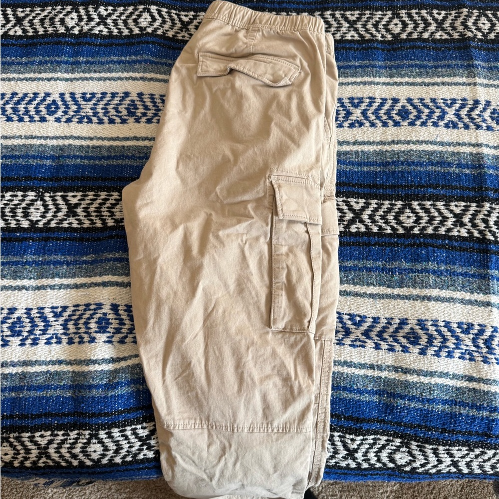 Men's Tan Cargo Pants size M